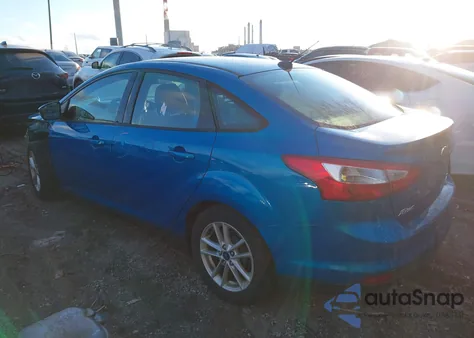 2013 Ford Focus Se z USA, uszkodzony, nr VIN 1FADP3F27DL351375